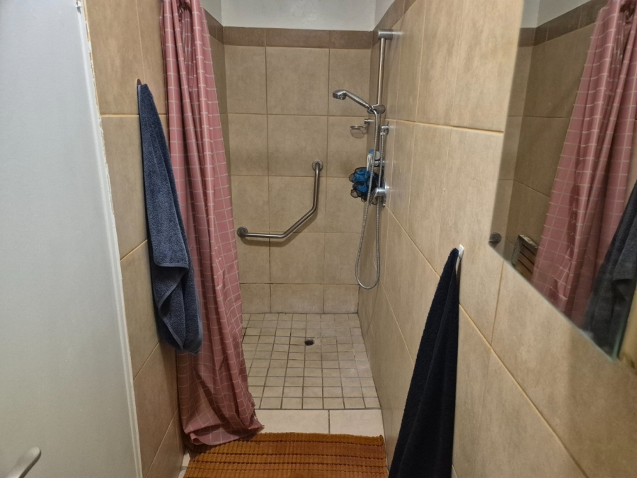 1 Bedroom Property for Sale in Hospitaalpark Free State